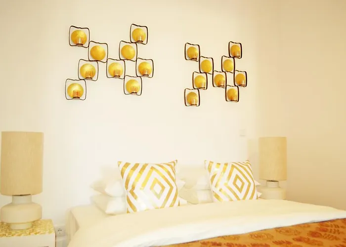 Feeling Chiado 15 Гостевой дом 4*