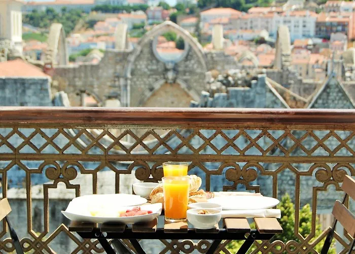 Feeling Chiado 15 Гостевой дом